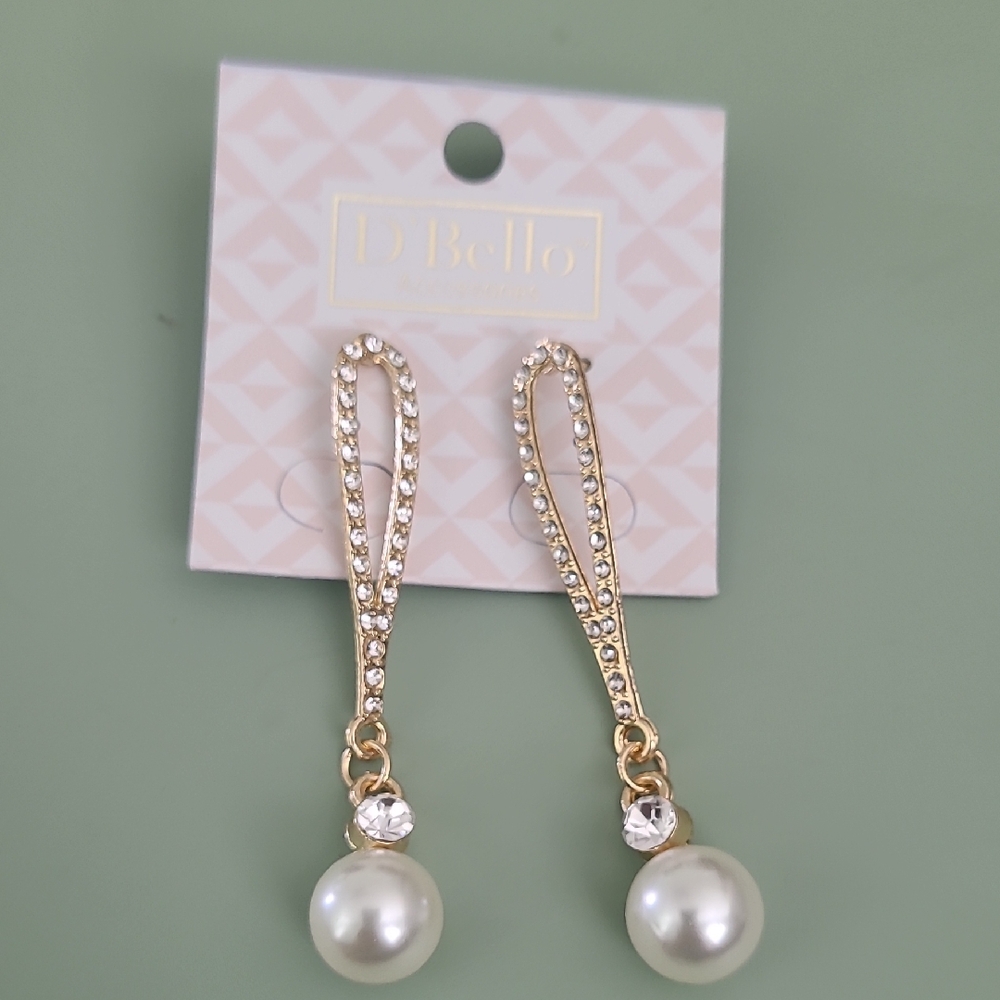 Gold and Pearl Drop Earrings